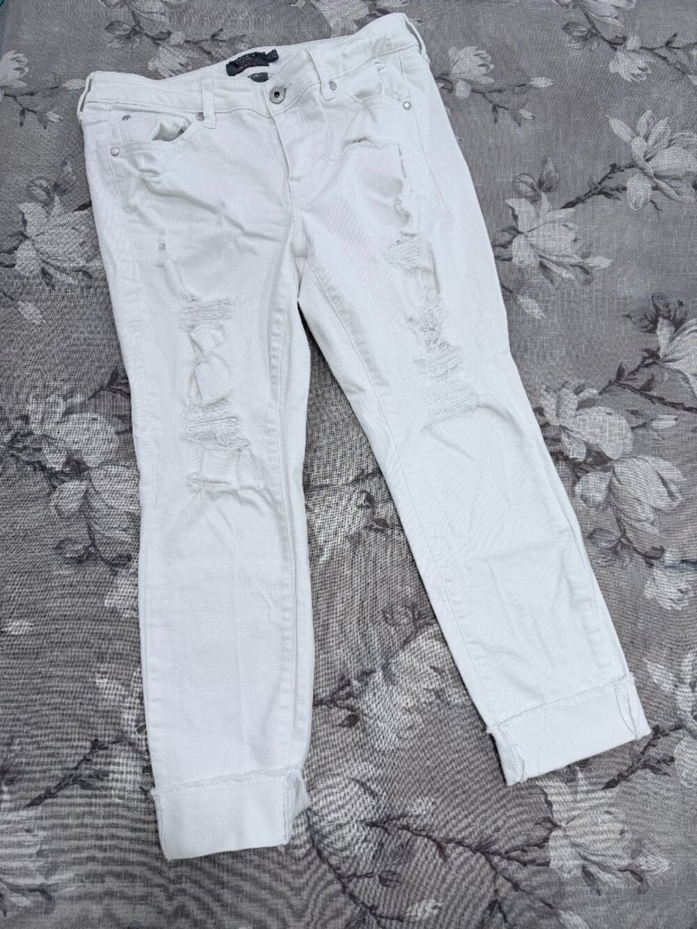 Torrid White Distressed Crop Boyfriend Jeans Size 10